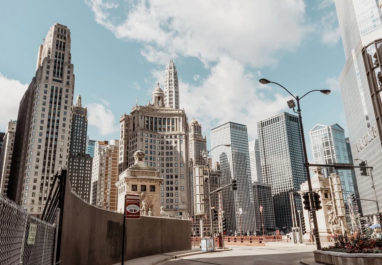 The bustling streets of Chicago are framed by the city's unique blend of historic and modern skyscrapers.